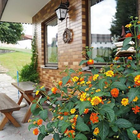 Hotel-Landgasthof Henghuber Rötz Buitenkant foto
